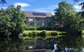 Beautiful Riverside Holiday Home